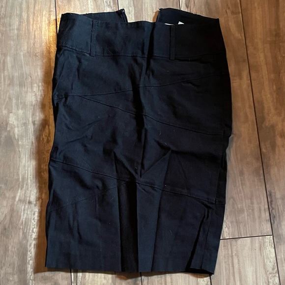 Black pencil skirt - only worn twice - Picture 1 of 5